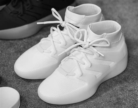 thyssenkrupp adidas schuhe|Adidas Fear of God Athletics 2 Basketball Sneaker .